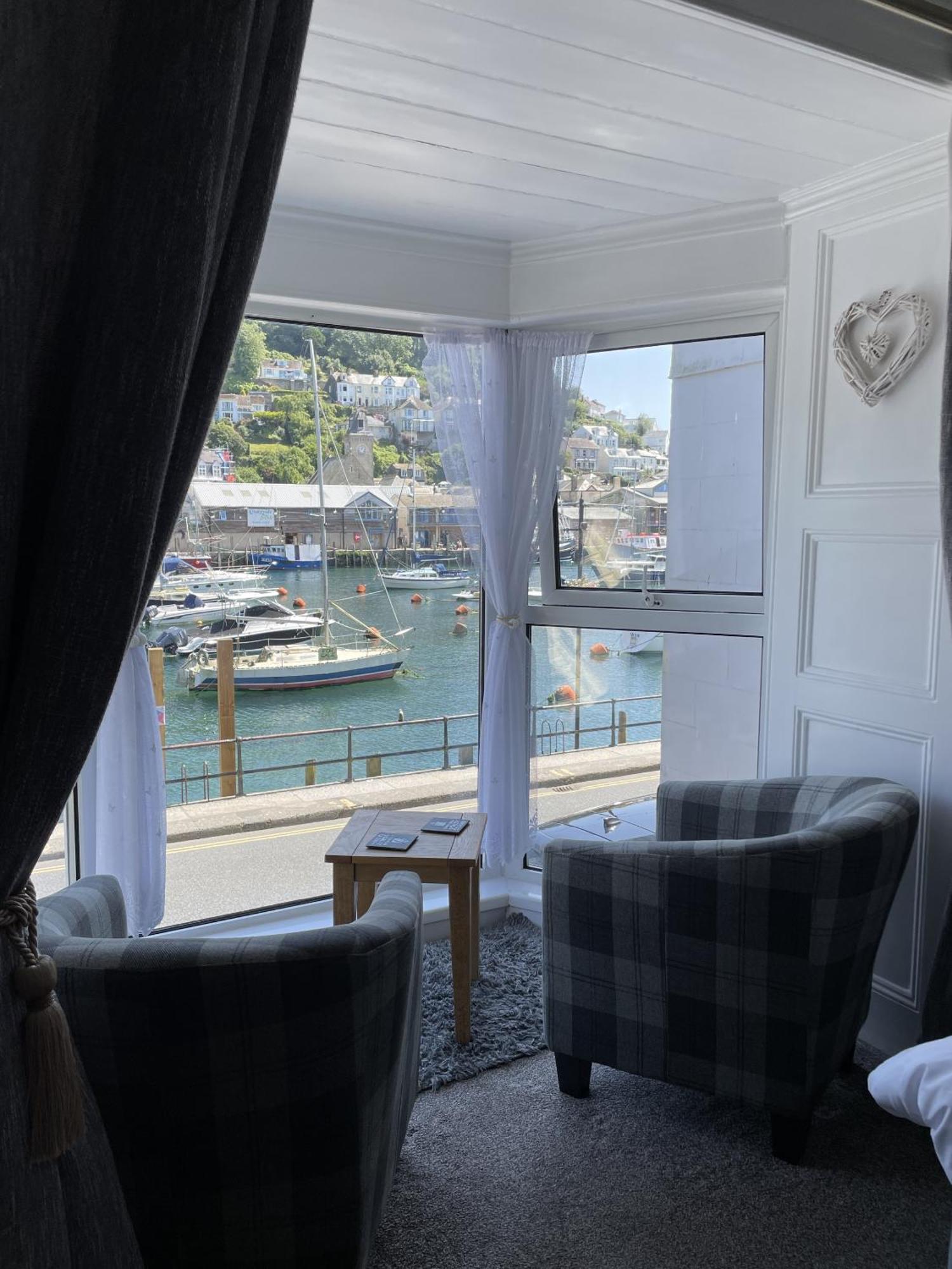 Little Mainstone 2* Looe